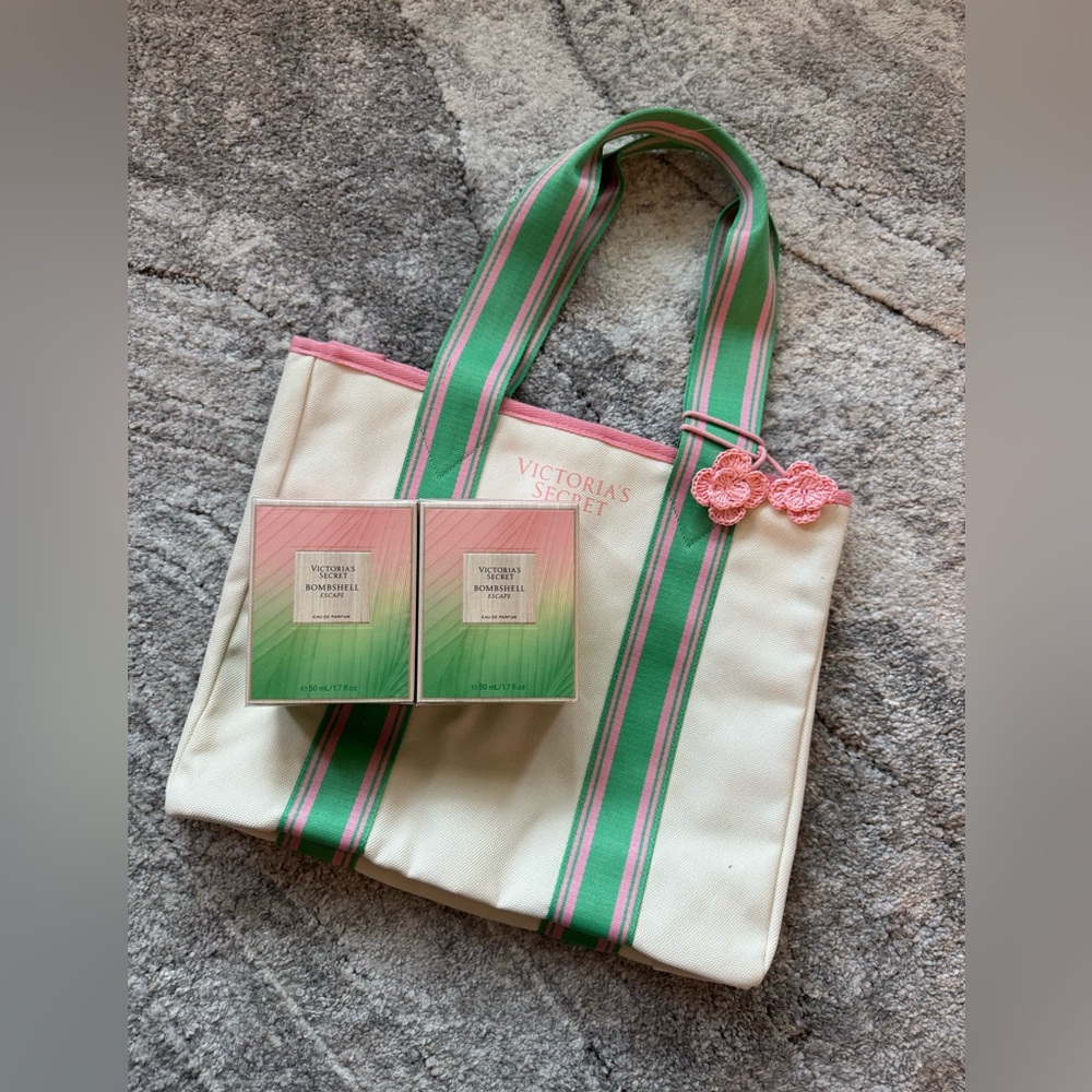 Victoria Secret- bombshell escape fragrance bundle